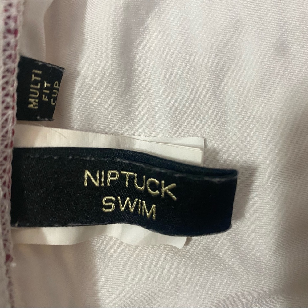 Swimsuit / Niptuck Swim - Picture 5 of 7
